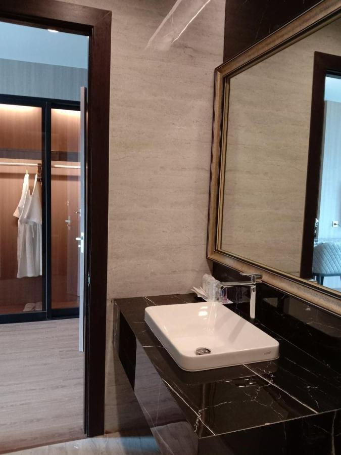 2 Bed Luxury Pool Villa Sleeps 6 Пхукет Экстерьер фото